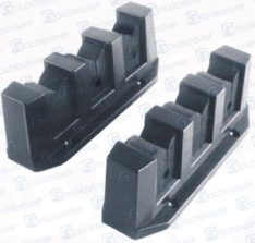 ROD RETAINER PLASTIC 3 C. (Pair)